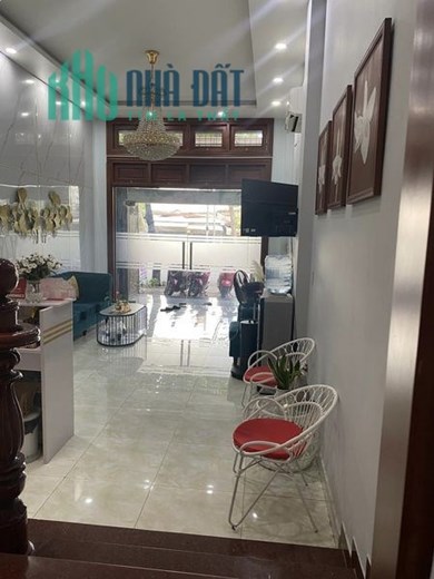 Chính chủ Cho thuê mặt bằng Tầng 1 thích hợp làm spa, mi nali, gội đầu dưỡng sinh.