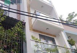 Chính chủ gấp bán giảm sốc 2,5 tỷ nhà Tân Bình đường Lạc Long Quân 5 tấm