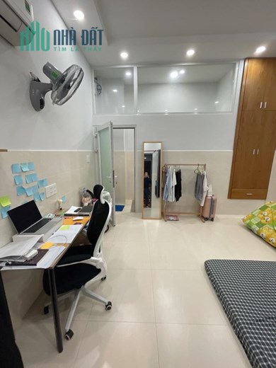 Chính chủ gấp bán giảm sốc 2,5 tỷ nhà Tân Bình đường Lạc Long Quân 5 tấm