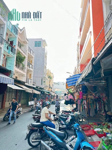 Bán 2 căn nhà trước mặt chợ căn cứ 26 Gò Vấp  có thu nhập 70 triệu/1 tháng