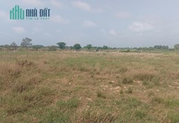 CHÍNH CHỦ Cần Bán Gấp Lô Đất Lúa Mặt Tiền Đường Nhựa Phùng Hưng, Thị Xã La Gi