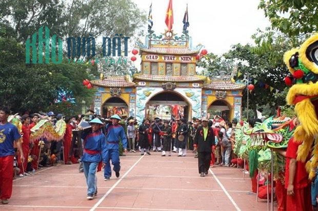 CHÍNH CHỦ Cần Bán Gấp Lô Đất Lúa Mặt Tiền Đường Nhựa Phùng Hưng, Thị Xã La Gi