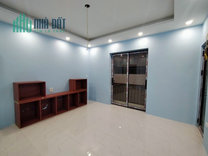 BÁN NHÀ ĐÊ LA THÀNH NHỎ 37M2 X 5 TẦNG, 2 THOÁNG, NGÕ THÔNG, NHỈNH 5 TỶ, LH 0966037496