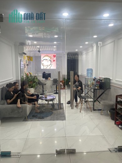 Chính chủ bán nhà HXH Lê Văn Sỹ, Phường 12, Quận 3. DTSD 300m². 5 tầng. Giá 14,7 tỷ