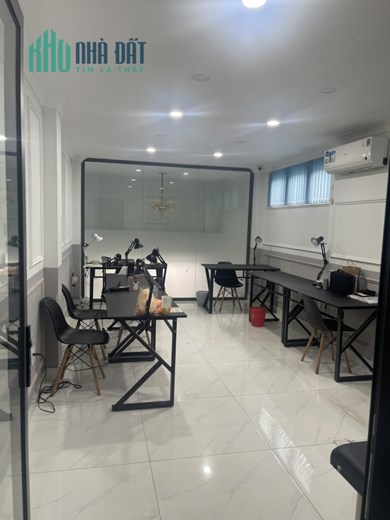 Chính chủ bán nhà HXH Lê Văn Sỹ, Phường 12, Quận 3. DTSD 300m². 5 tầng. Giá 14,7 tỷ