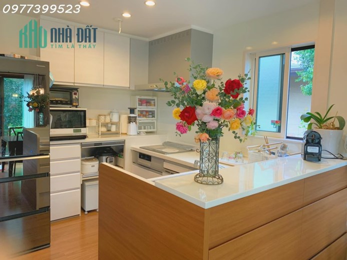 SIÊU PHẨM NGUYỄN VĂN CỪ, L/BIÊN. CHỈ NHỈNH 3 TỶ CÓ NGAY NHÀ ĐẸP 34Mx 5T, MT 5,1M. RẤT GẦN Ô TÔ TRÁNH