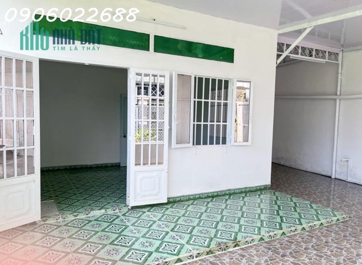 Bán nhà gần  Nguyễn Duy Trinh  102 m Giá 102 mét Giá 3,690 Tỷ