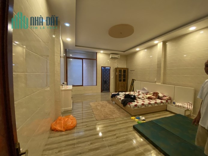 Bán Nhà đẹp 3 tầng gần bãi tắm Non Nước Ngũ Hành Sơn gần các RESORT