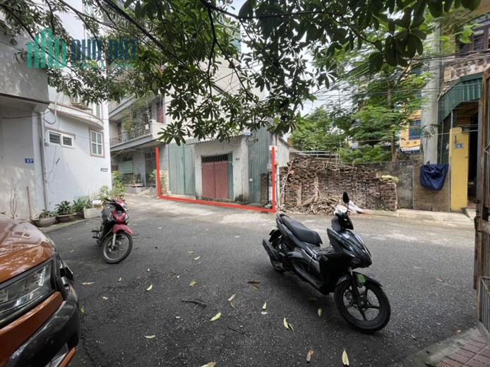 140m2, MT 9m, ĐƯỜNG OTO 10M PHỐ PHÚC HOA - TÂY HỒ.