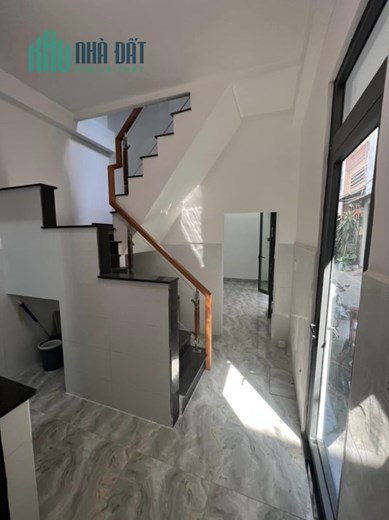 Nhà bán Q11, ô tô tới nhà Lạc Long Quân, ngang 8.5m chỉ 5.1 tỷ