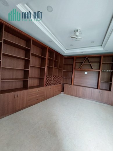 Bán Nhà Lô Góc Mặt Tiền Siêu Thị Gigamall Thủ Đức 300m2 Sàn 14 Tỷ