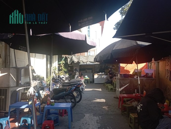 Bán căn hộ Nguyễn Phong Sắc, Cầu Giấy. DT 51m2; T1; giá 4.95 tỷ. Phương