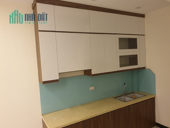 Cực hiếm. Bán nhà phố Phan Đình Giót, Thanh Xuân.  45m2. MT 5m. Ô TÔ. KD. Hơn 3 Tỷ. 0968084286