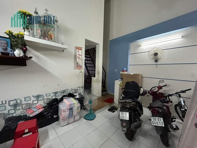 💥Bán nhà cũ chính chủ đường Văn Thân, P.8, Q6 - Hẻm nhựa xe tải thông - 1 căn ra MT - 83m2 - Chỉ