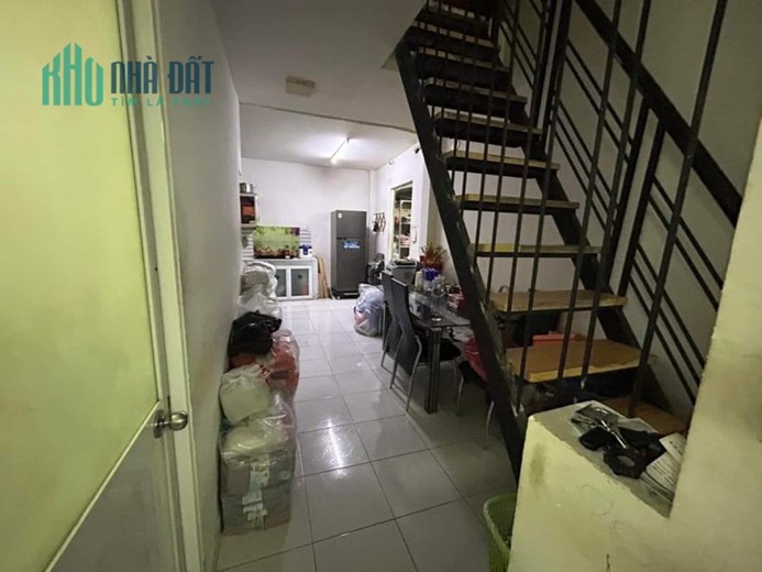 💥Bán nhà cũ chính chủ đường Văn Thân, P.8, Q6 - Hẻm nhựa xe tải thông - 1 căn ra MT - 83m2 - Chỉ