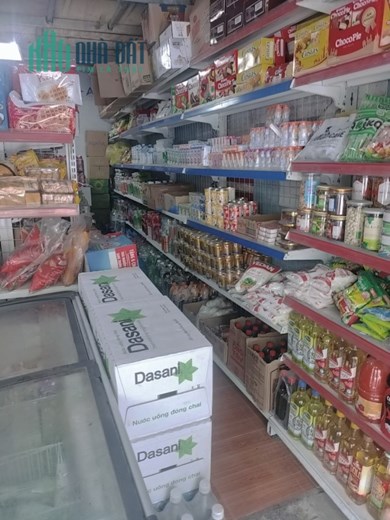 Do công việc nhiều vợ mình không đảm nhiệm đuợc vì có con nhỏ nên mình cần sang nhuợng cửa hàng tạp