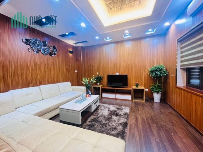 Bán nhà mặt phố Lạc Trung, Hai Bà Trưng 70m, mt 4m. Giá: 18.5 tỷ