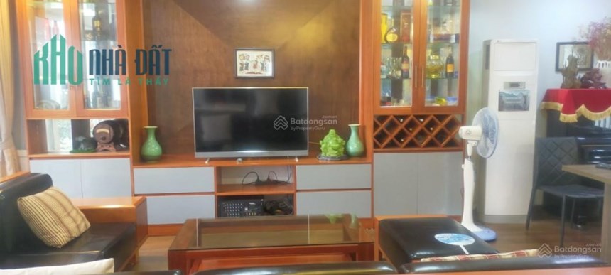 Bán chung cư Ban cơ yếu Chính phủ tầng 8, CT2, số 43 Lê Văn Lương. DT 125m2, LH 0965 193 280
