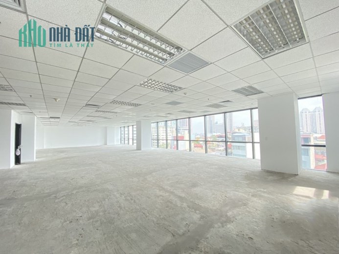 Chào thuê 800m sàn vp tòa nhà 181 Lạc Long Quân, giá hợp lý, đã sẵn sàng bàn giao tới khách hàng