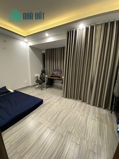 Định cư nên bán gấp nhà siêu đẹp, ô tô ngủ trong nhà, ngang 5m, 4 tầng, 4PN, 4WC, KDC đồng bộ