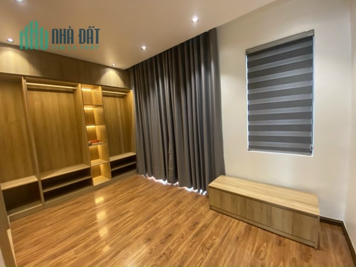 Cho thuê nguyên Căn Vin marina Cầu Rào 2 nhfa 4 tầng 75 Mchir 35 tr