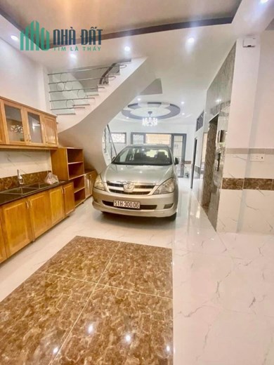 Nhà mới 5 tầng - thang máy riêng - 5,3 x 11,3 - 11 tỷ TL - Thích Quảng Đức, Phú Nhuận