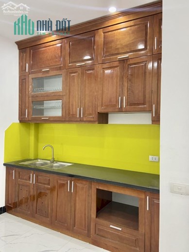 Trả nợ ngân hàng cần bán gấp nhà 5 tầng diện tích 45 m2 sổ đỏ cất két sẵn sàng giao dịch