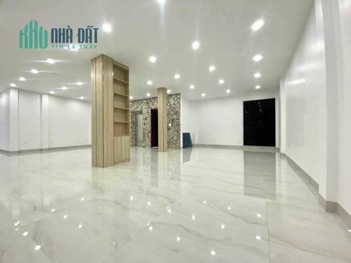 CẦN BÁN NHÀ MẶT PHỐ NGUYỄN VĂN CỪ - LONG BIÊN 120M2 GIÁ 39.9 TỶ