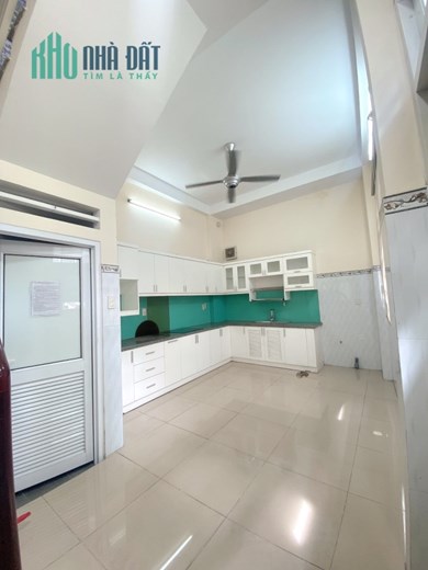 Nhà bán căn góc hẻm 109 đường Dương Bá Trạc P1Q8 - Giá : 7 Tỷ 950