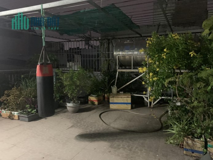 Hương Lộ 2. Bình Tân. Ngang bề thế. 3 tầng BTCT. 87m2. Nhỉnh 4 Tỷ.