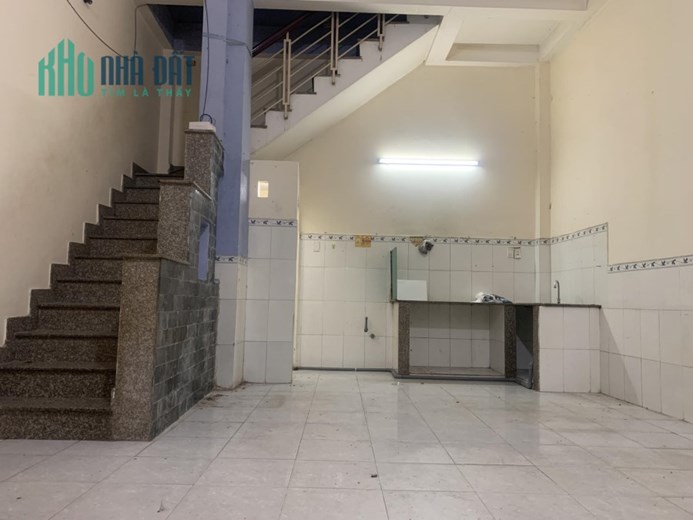 Hương Lộ 2. Bình Tân. Ngang bề thế. 3 tầng BTCT. 87m2. Nhỉnh 4 Tỷ.