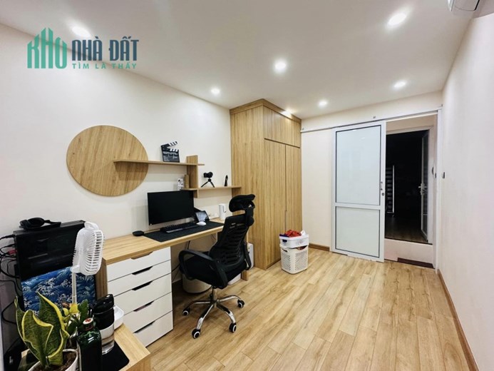 TRUNG TÂM HAI BÀ, NGÕ THÔNG, DIỆN TÍCH RỘNG, KINH DOANH 55M x 4T NHỈNH 3 TỶ 0901753139