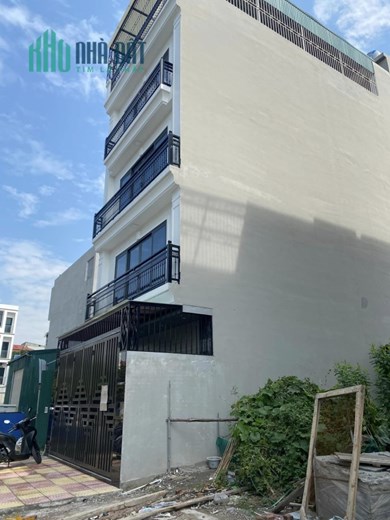 BÁN NHÀ BỒ ĐỀ - LONG BIÊN - NẰM GIỮA NGÕ KINH DOANH - Ô TÔ TRÁNH CÁCH PHỐ 200M