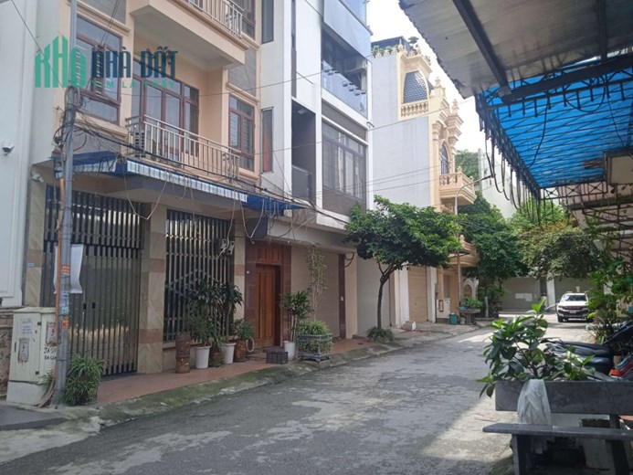 Bán nhà Dương Hà, Thôn Thượng, ô tô tránh, làm kho, xưởng 55m, mặt tiền: 3.9m, 3 tỷ 5