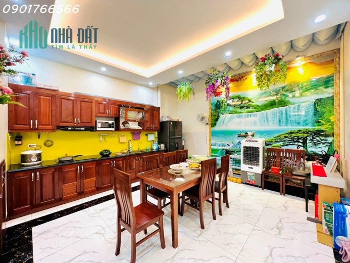 Bán Liền Kề, Phố Thịnh Liệt, Hàng Xóm Quận Ủy Hoàng Mai, 65m x 4T, Giá 13.5 tỷ.
