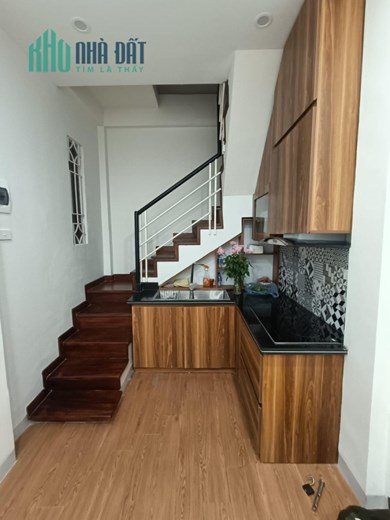 2 tỷ 850tr NHẬP KHẨU BA ĐÌNH, 4 TẦNG, MẶT TIỀN 6.53m,OTO CÁCH 30m