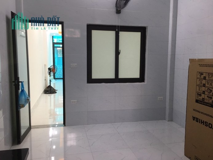 Chính chủ cho thuê nhà mới xây số 36/79 ngõ Cẩm Văn, Quan Thổ 1, Tôn Đức Thắng, Hà Nội.