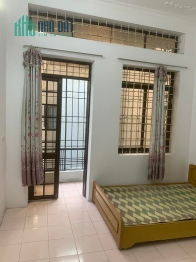 Bán gấp nhà Phố Bạch Mai 2.65 tỷ, 30mx4T,  sổ đỏ giao ngay