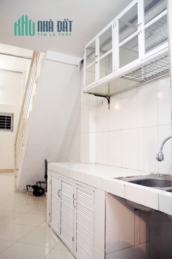 Chính chủ cho thuê nhà riêng khép kín ở ngõ 68 đường Phú Diễn, thích hợp với hộ gia đình