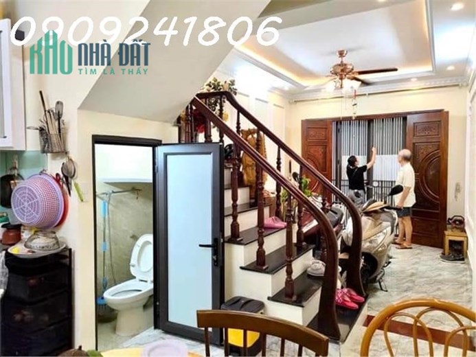 BÁN NHÀ LẠC LONG QUÂN, NGÕ THÔNG - GẦN PHỐ - NHÀ ĐẸP Ở NGAY. 5 TẦNG, 4.35 TỶ