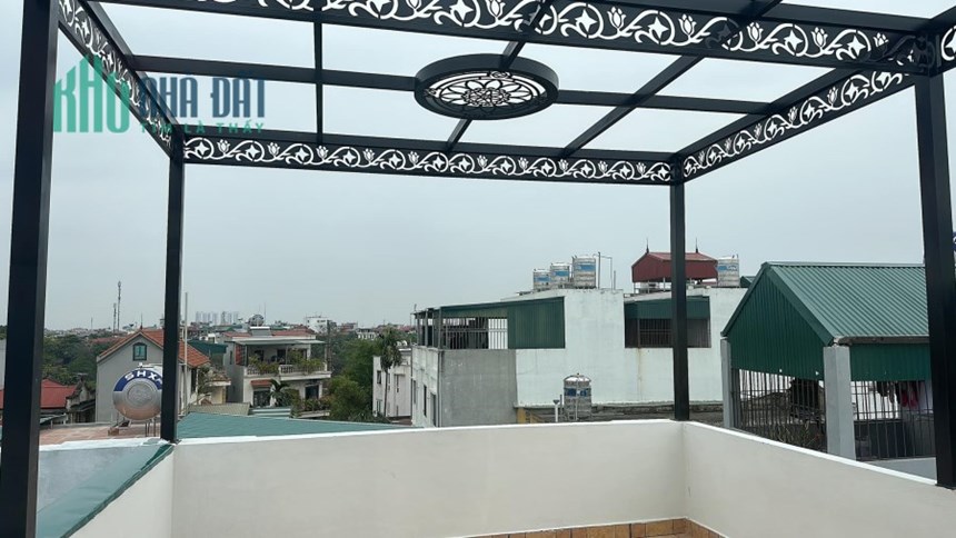 Bán ngôi nhà 46m2 phố Âu Cơ, Tây Hồ Dân xây 5 ngủ 10m Mặt phố 4.8 Tỷ