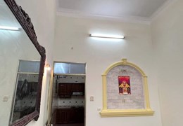 Bán nhà ngay sau mặt đường Nguyễn Công Trứ, 40m 3 tầng lô góc, GIÁ 2.4 tỉ