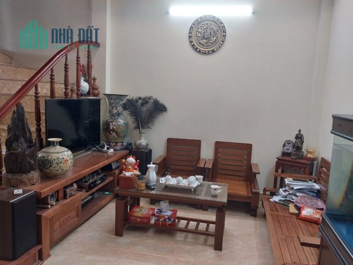 SIÊU HOT PHỐ DỊCH VỌNG - NGÕ THÔNG, Ô TÔ, KD - MT 4M, 43M2, GIÁ 4 TỶ xx