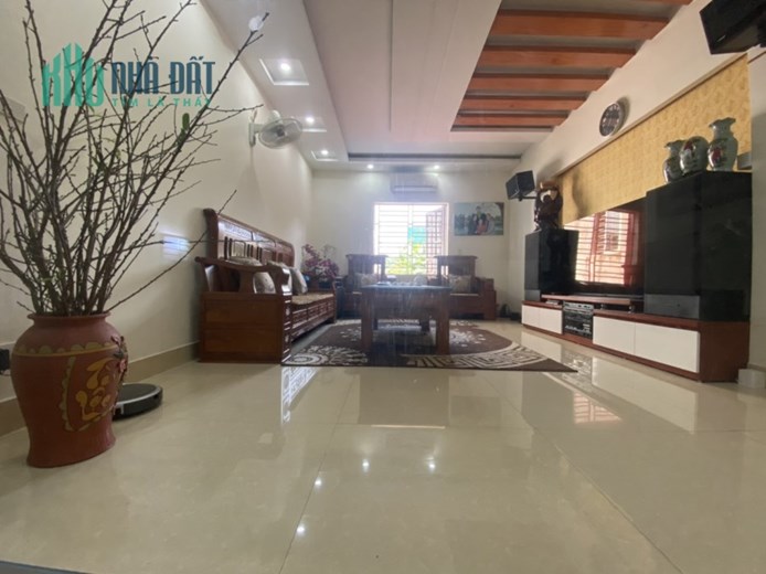 Bán nhà mặt đường Trung Hành, vị trí đắc địa, diện tích 80m 4 tầng, GIÁ 6.3 tỉ