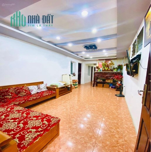 Tập thể Láng Hạ, Ba Đình, ô tô đỗ, 3 ngủ, DT 80m2, giá 2.98 tỷ