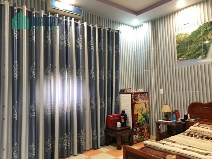 Nhà Mặt Tiền Trường Sơn, Hoà Cầm, 55m2, 4 tầng, KD 2.x tỷ