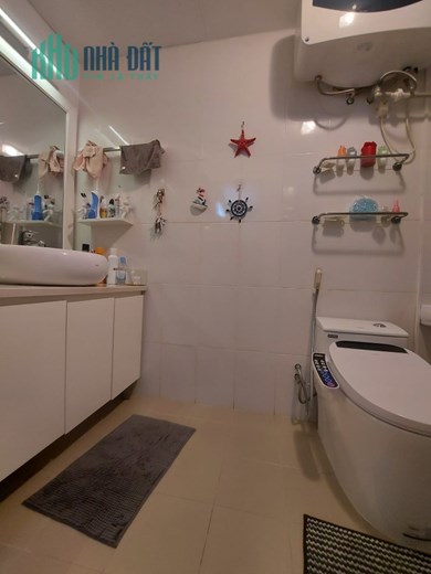 Bán căn nhà 75m2 phố Âu Cơ, Tây Hồ 5 phòng ngủ Ô tô đỗ cửa 10m Ô tô tránh 5.95 Tỷ