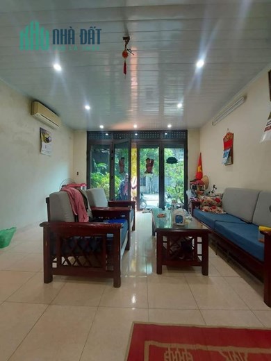 Bán ngôi nhà 76m2 phố Âu Cơ, Tây Hồ 5 phòng ngủ Ô tô đỗ cửa 10m 2 Ô tô tránh 5.6 Tỷ