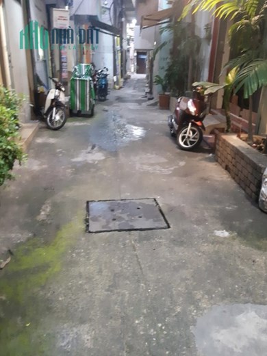 Bán nhà gần mặt tiền Dương Tử Giang Quận 11 2 tầng 40m2 HXH chỉ nhỉnh 7 tỷ TL