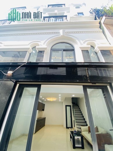 Bán nhà đường Lê Quang Định quận Bình Thạnh diện tích 40 m2 nở hậu.